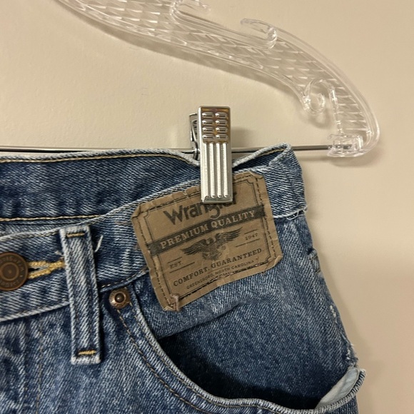 Wrangler Reworked Denim Jeans - Picture 3 of 6